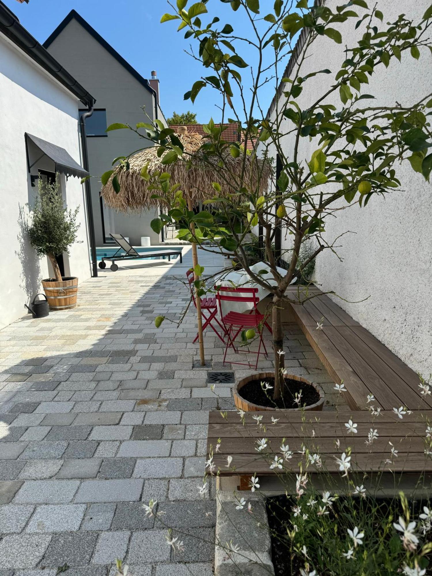 Markt 15 Weiden am See